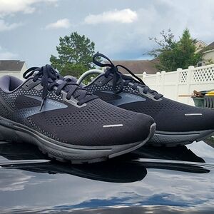 Brooks Ghost 14 Running Sneaker Black Shoes Men's size 11.5